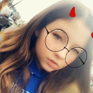 Meet your Posher, Riley